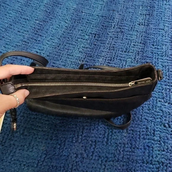 Michael Kors monogram crossbody leather bag, black, silver hardware - Picture 9 of 11